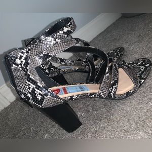 Women’s Blythe Snake print Strappy Heel